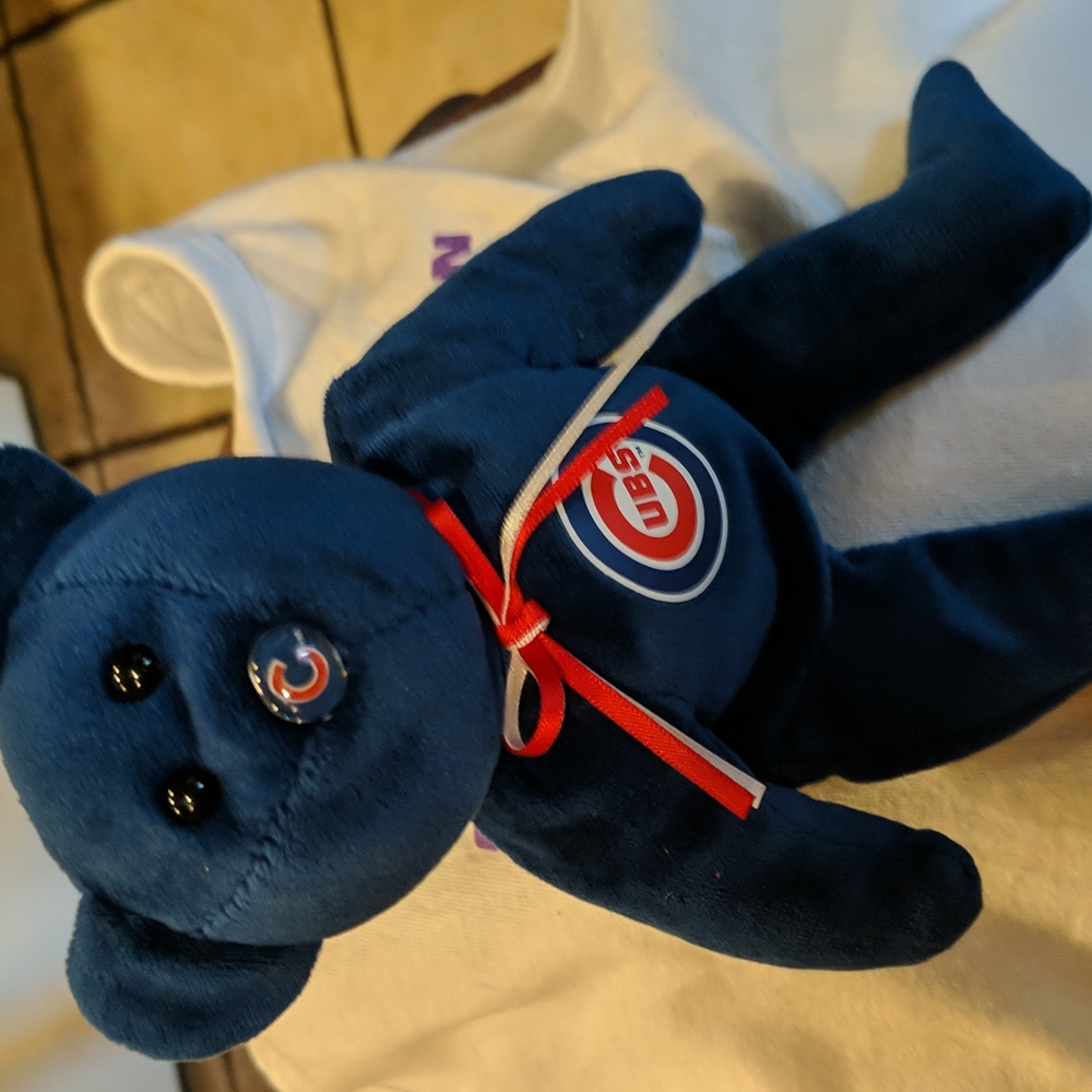 Chicago Cubs Beanie - Picture 3 of 4